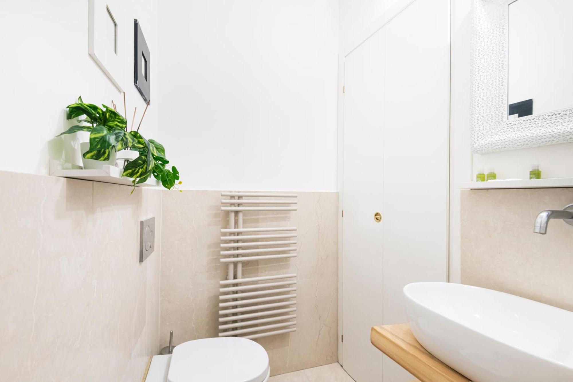 Amazing, New & Fully Furnished Studio In Duomo Milan Bagian luar foto
